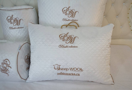 Wool Подушка 70х70