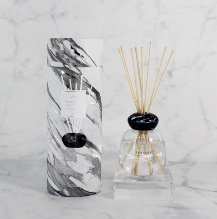 Oud and bergamot Ароматический диффузор (200 мл)