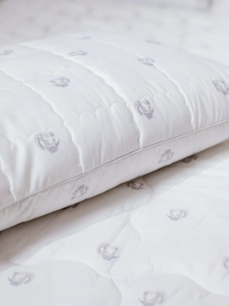 Merino wool Подушка 70х70